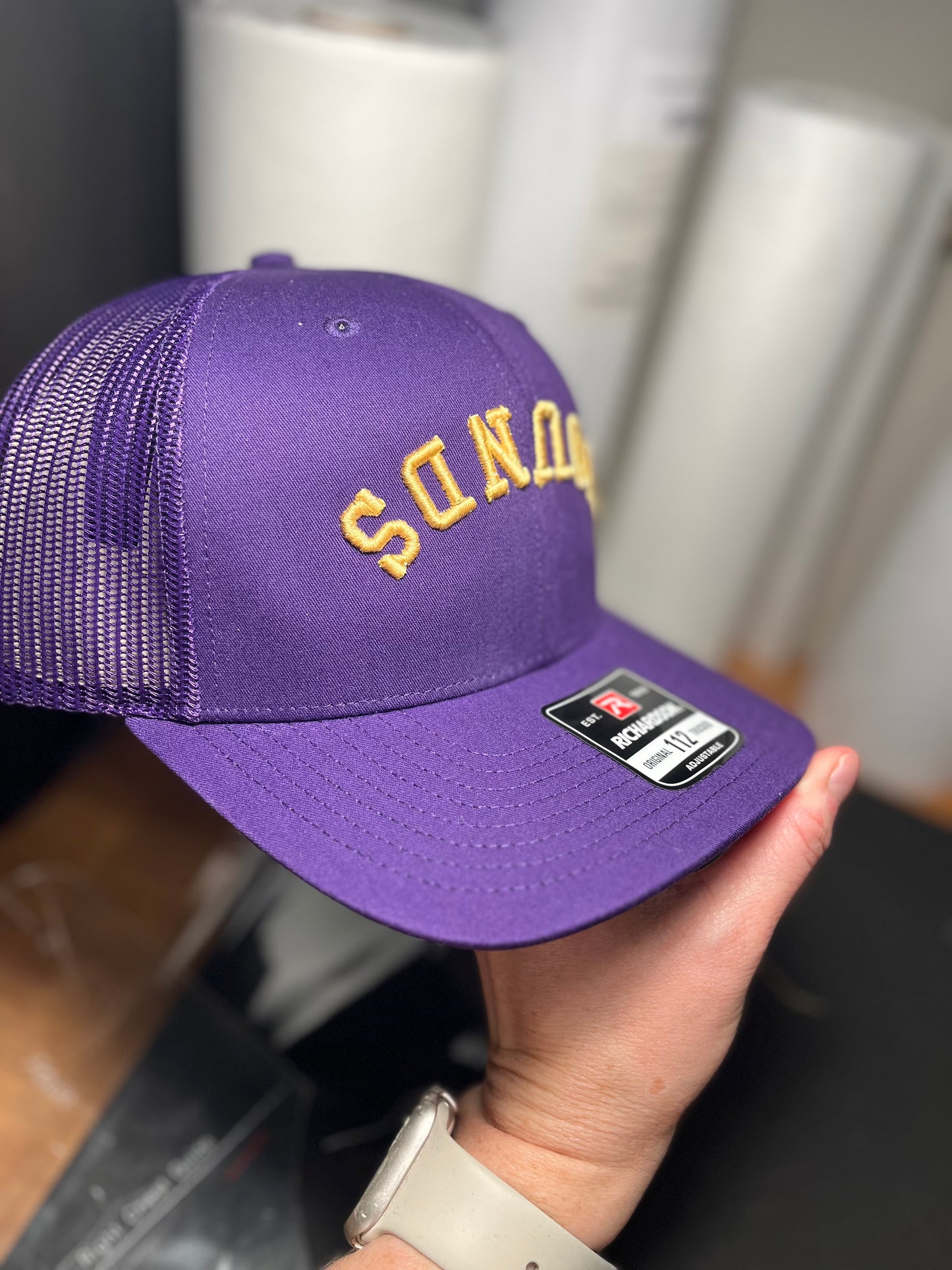 Upside Down Curve 3d Embroidered Hat