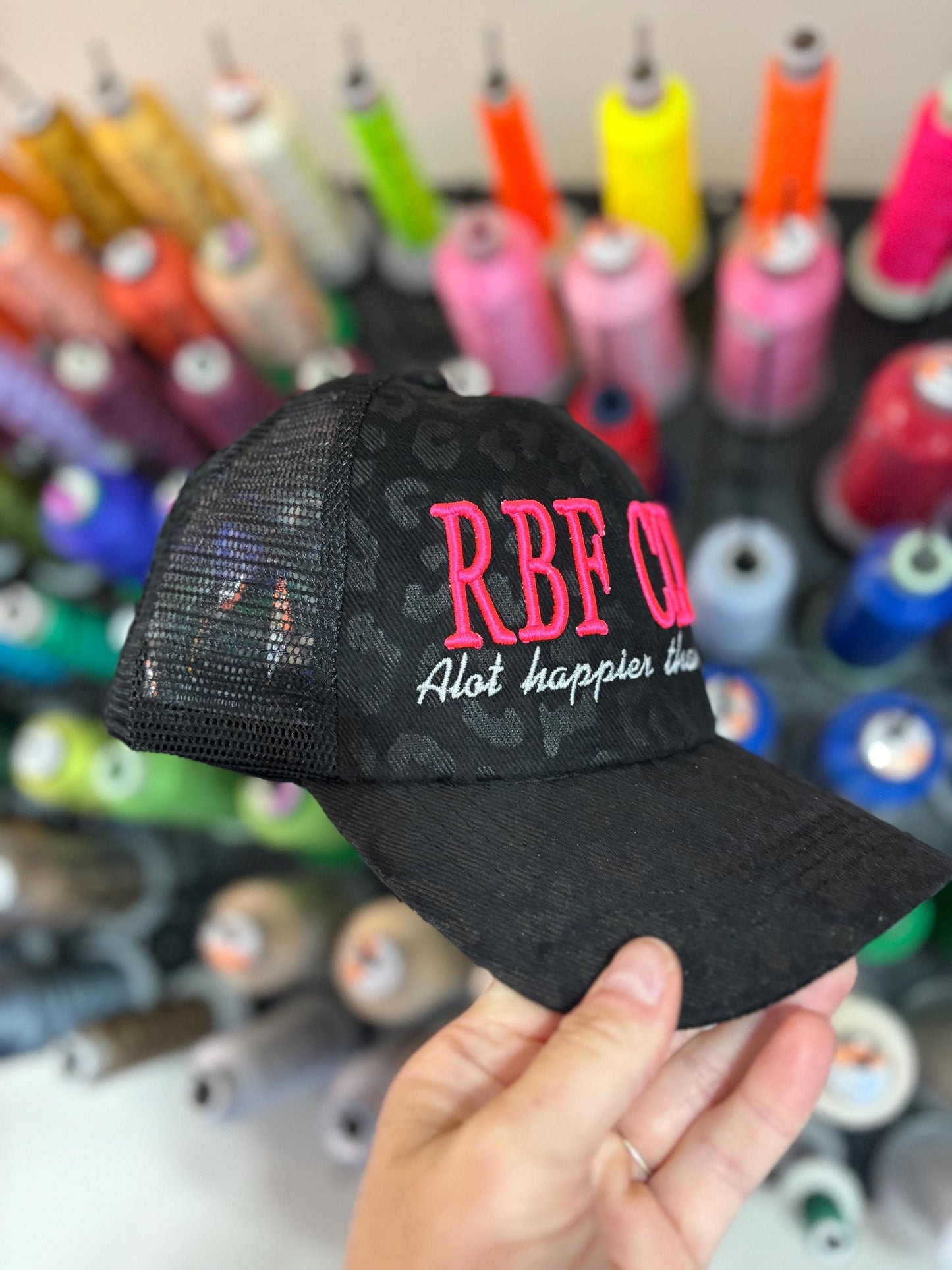 RBF CLUB 3d puff black leopard ponytail cap
